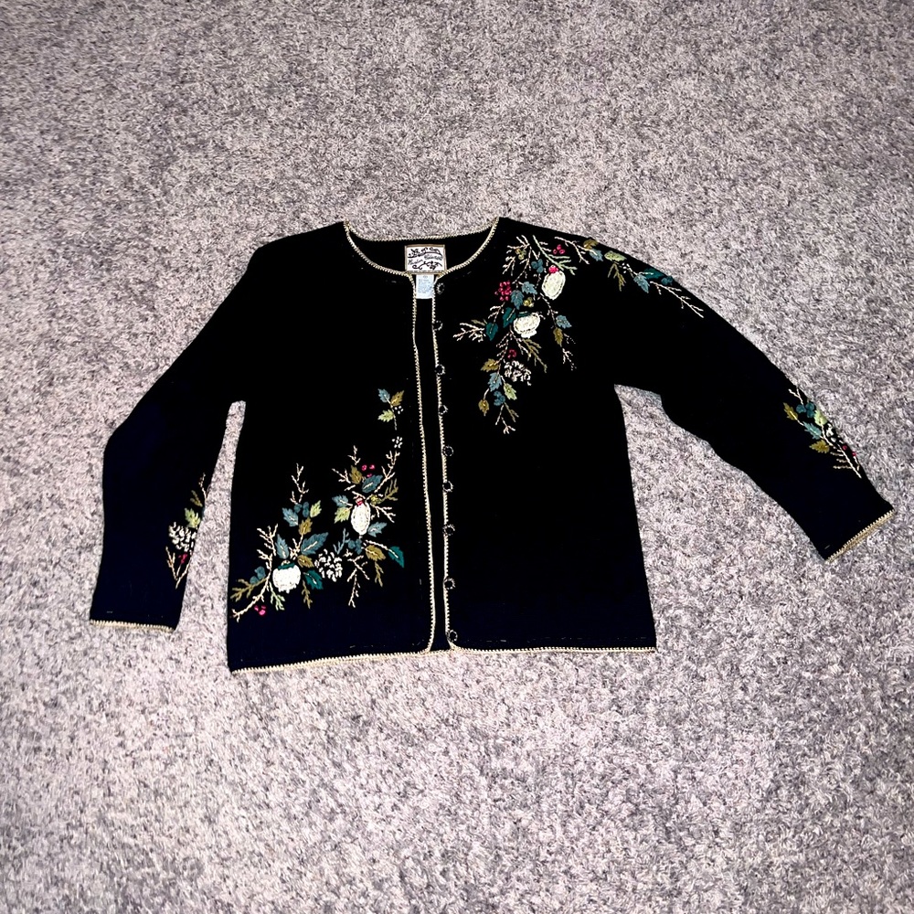Vintage Heirloom Collectibles Black Embroidered/Beaded Sweater Cardigan